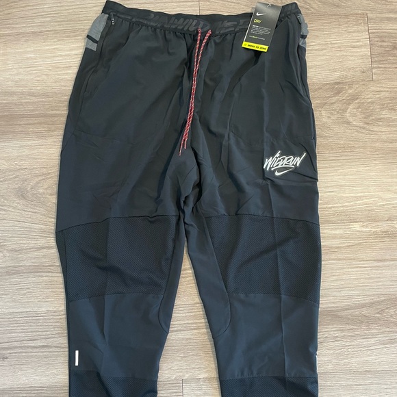Men’s Nike Phenom Elite Wild Run 7/8 Black Running Pants Size XL-Tall DA1152-010 - Picture 2 of 13